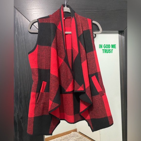 Two buffalo plaid tank cardigans - Picture 4 of 5